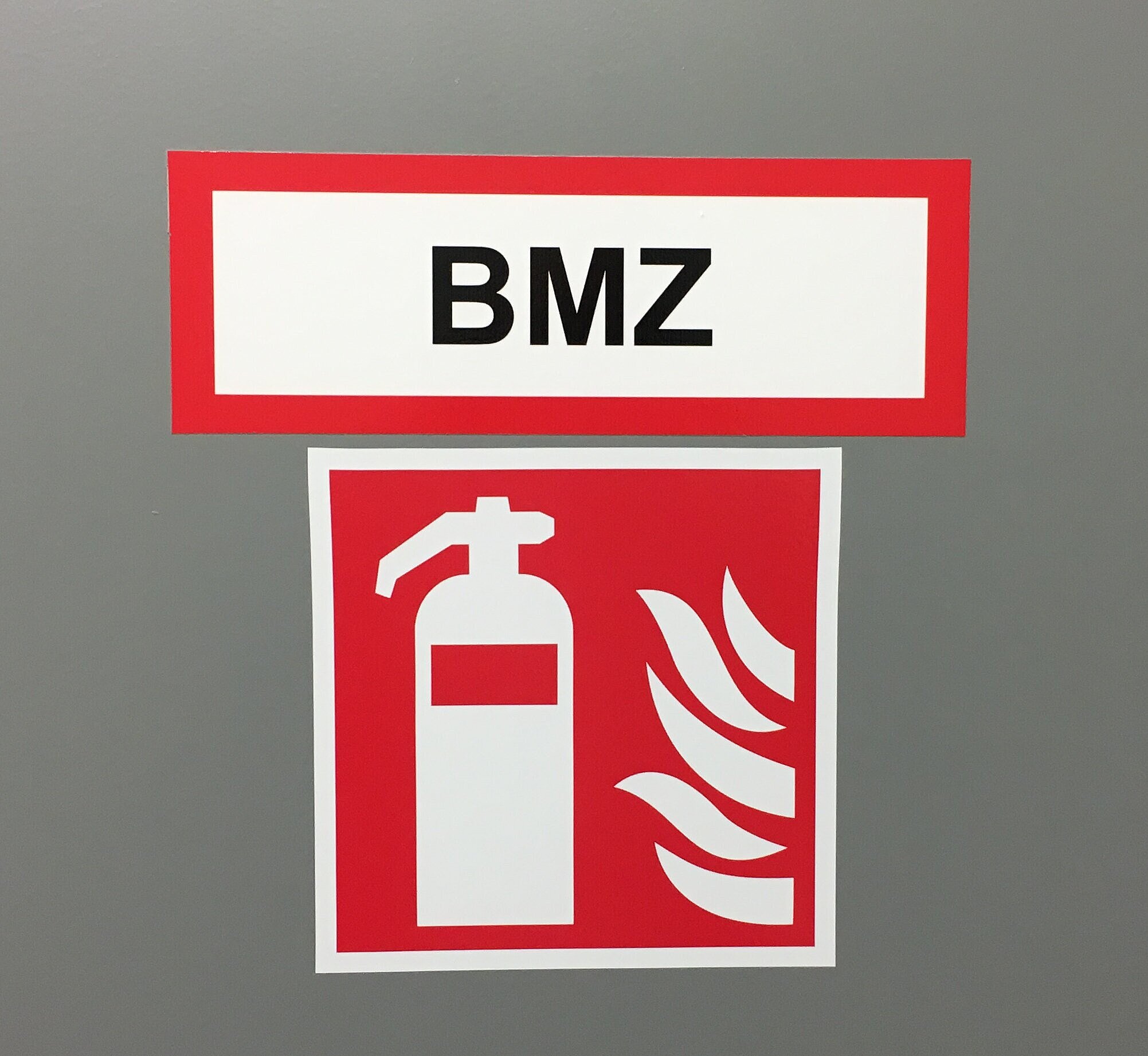 BMZ_Schild.JPG BMZ_Schild.JPG