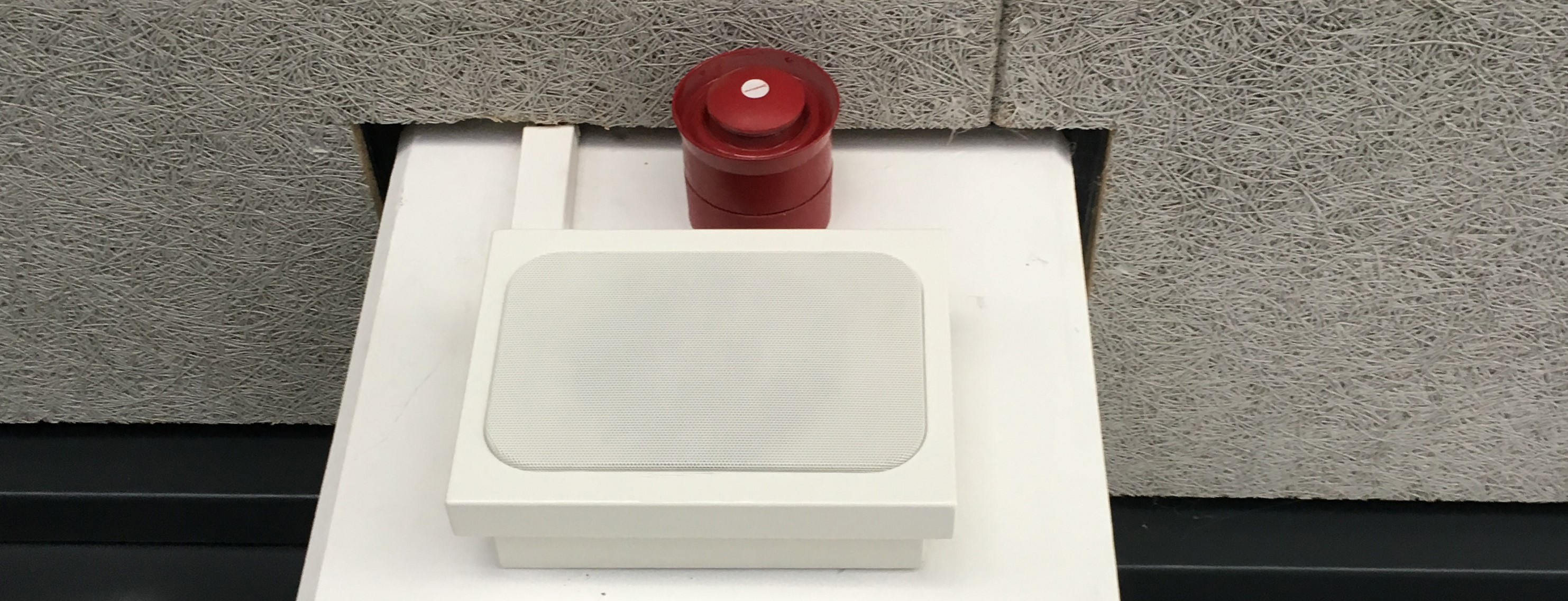 Lautsprecher und Sirene für den Gefahrenfall